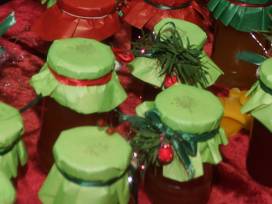 United Around The Christmas Tree 