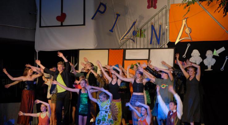 Gro0er Erfolg für die neue Version der „Pension Schöller“ am Apian