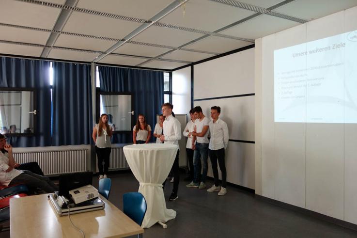 Juniorunternehmen "eatING & drinkING"