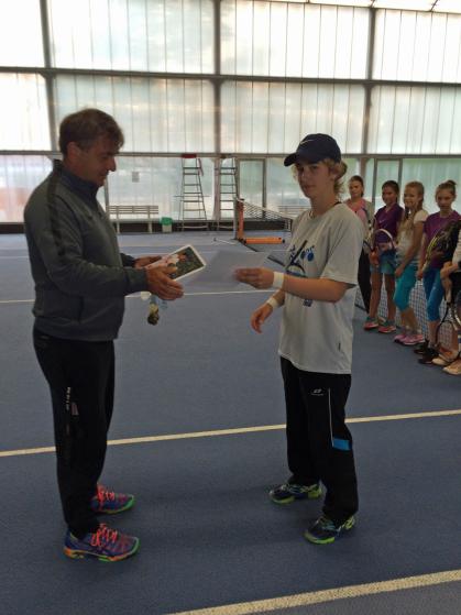 Apian-Mädchen Oberbayerischer Bezirksvizemeister im Tennis