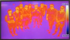 Bild aller aktuell aktiven Mitglieder der Fachschaft Physik (Wärmebildkamera-Aufnahme im Touch Science Labor) 