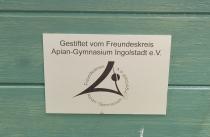 Stifter von zwei der vier Systemen