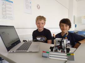 Apian Schüler belegen beim Robotik Wettbewerb den 4. Platz