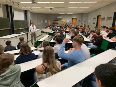 „Nachbrenner der Berlinfahrt“ - Gespräch mit Hr. Dr. Brandl 