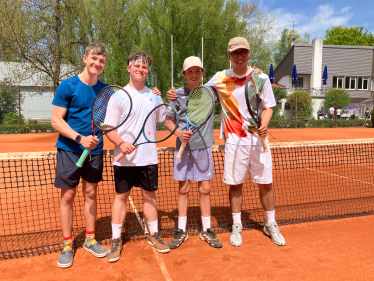 Tennisauftakt bei „Jugend trainiert für Olympia“ 2026