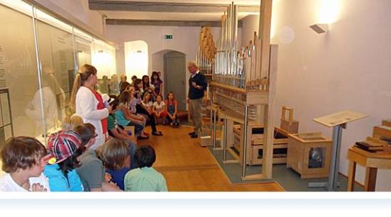 5. Klassen besuchen Orgelmuseum