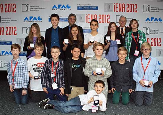 Erfinderclub Querdenker mit ihren Betreuern