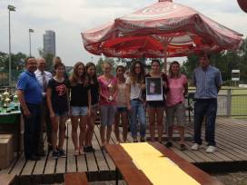 Erfolgreiche Tennis-Teams des Apian-Gymnasiums 