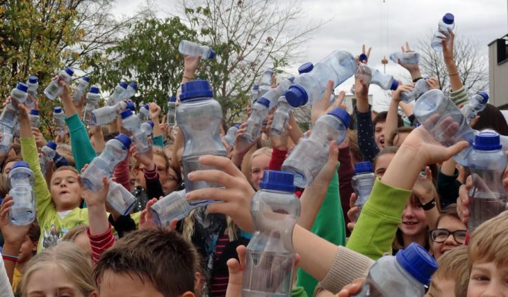 Trinkflaschen für die 5. und 6. Klassen