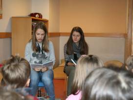 Büchereulen lesen im Kindergarten St. Anton